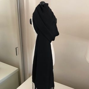 Black Pashmina